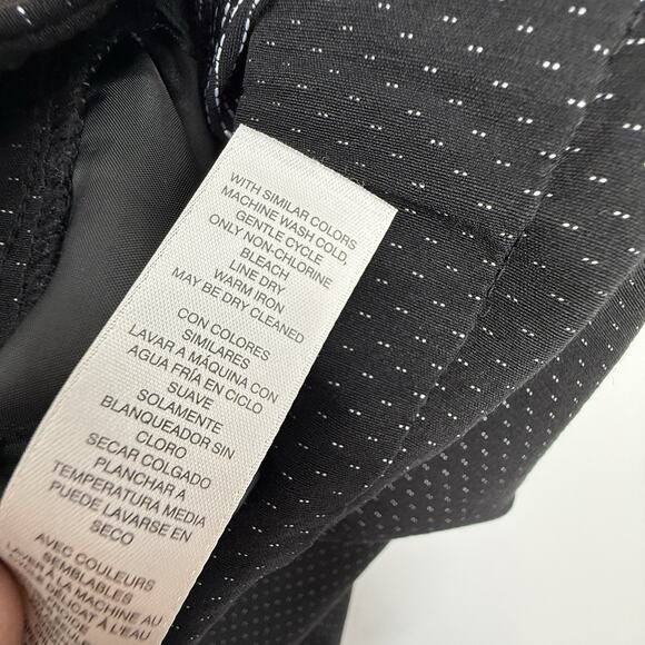 Chicos 1.5 Stretch Ponte Ankle Pants size Medium Black dotted Pattern Pull on - Picture 8 of 12